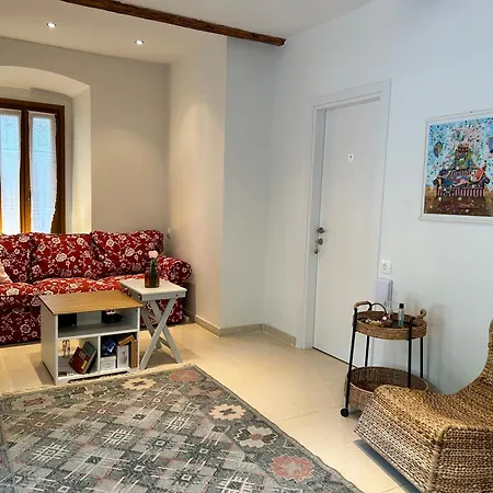 ホテル Αγία Κυριακή Traditional Guesthouse