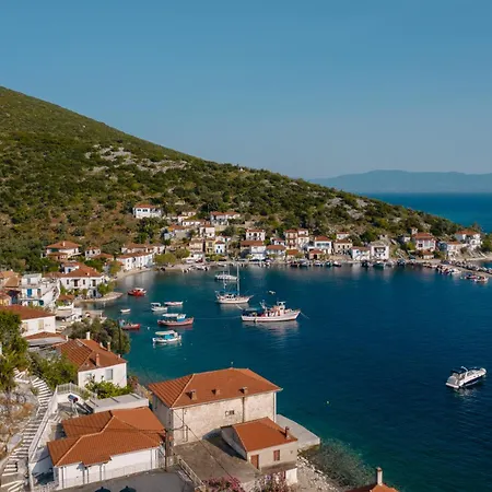ホテル Αγία Κυριακή Traditional Guesthouse 4*
